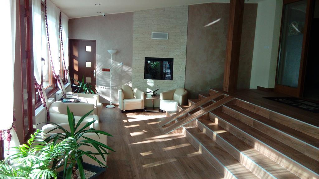 Vila Silvia โซวาตา ภายนอก รูปภาพ